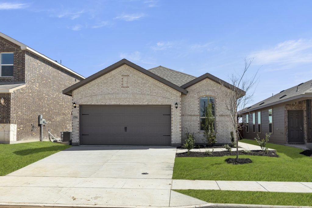 1701 Teton-birch - Front