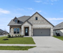 Stirling model home Worthington drive